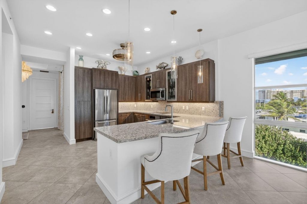 4510 El Mar Drive, Unit PH-405, Lauderdale by the Sea, FL 33308 Photo