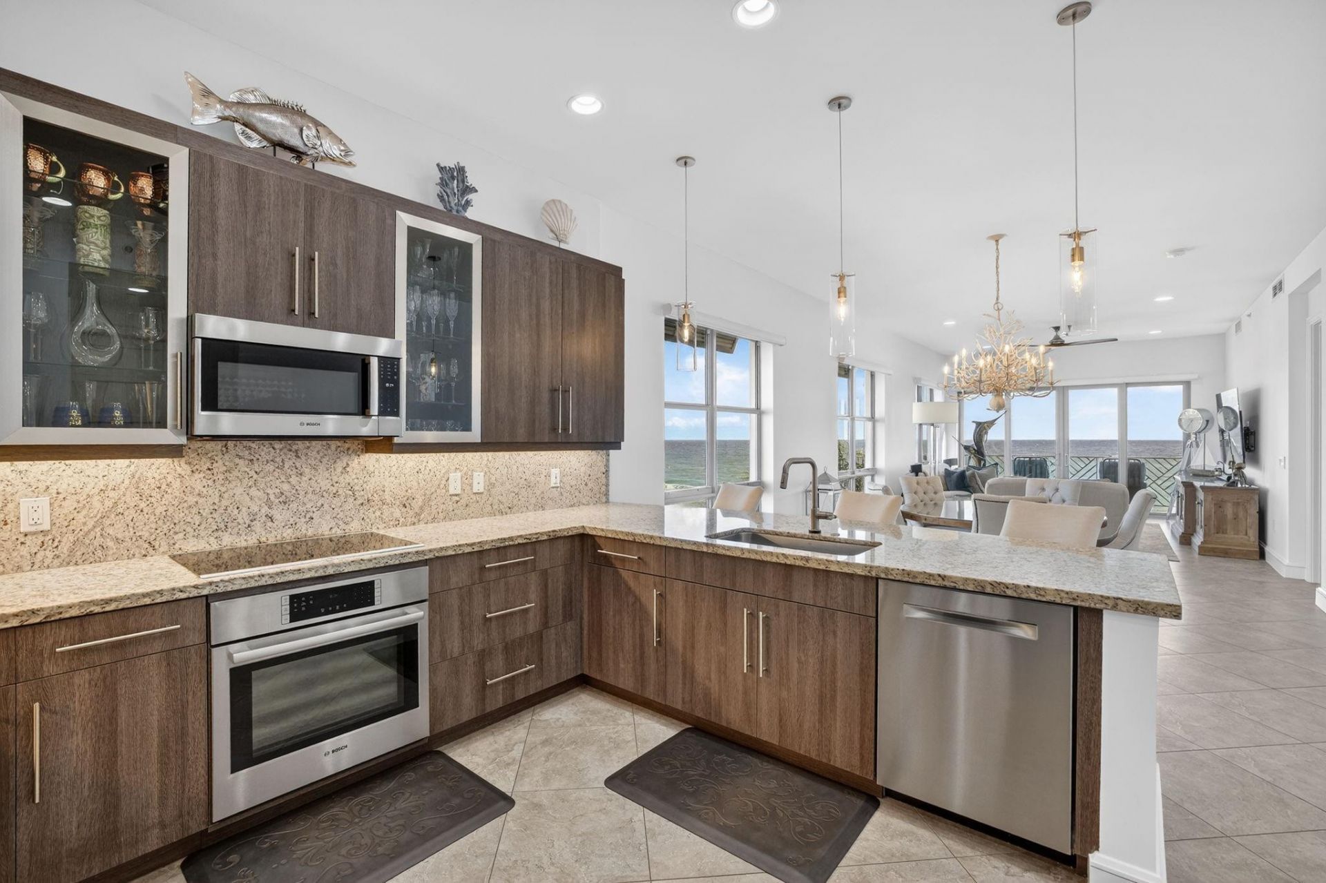 4510 El Mar Drive, Unit PH-405, Lauderdale by the Sea, FL 33308 Photo