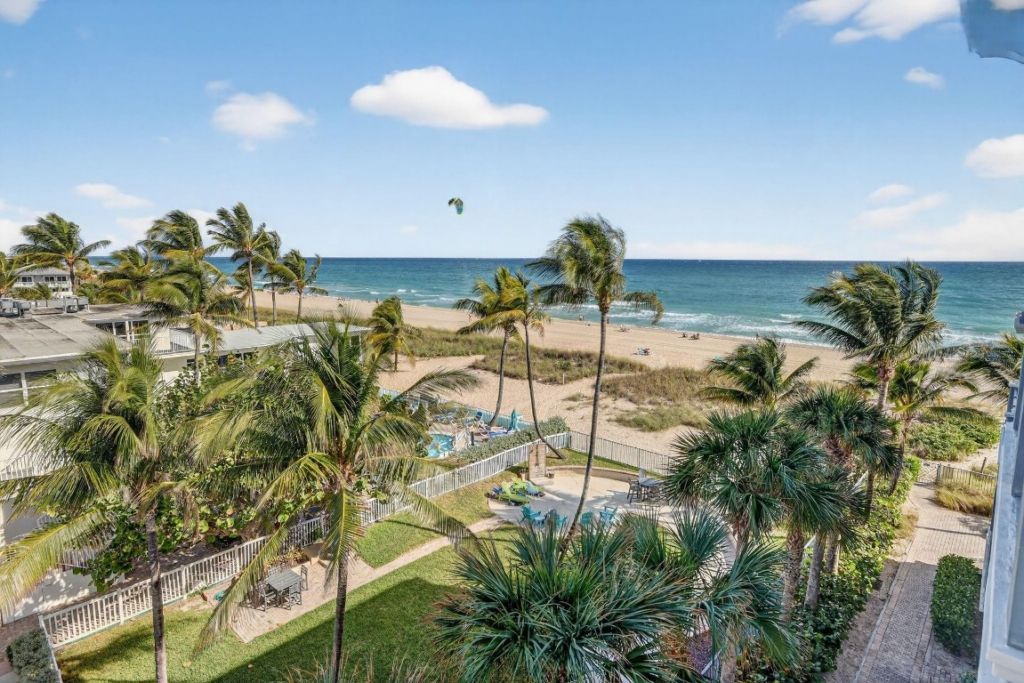 4510 El Mar Drive, Unit PH-405, Lauderdale by the Sea, FL 33308 Photo