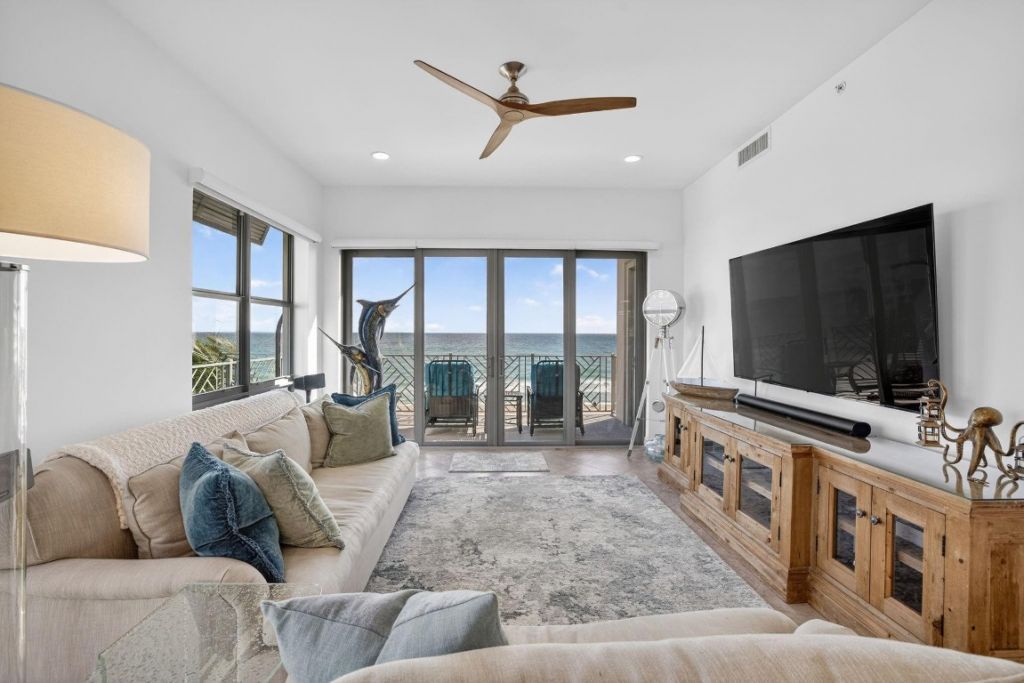 4510 El Mar Drive, Unit PH-405, Lauderdale by the Sea, FL 33308 Photo