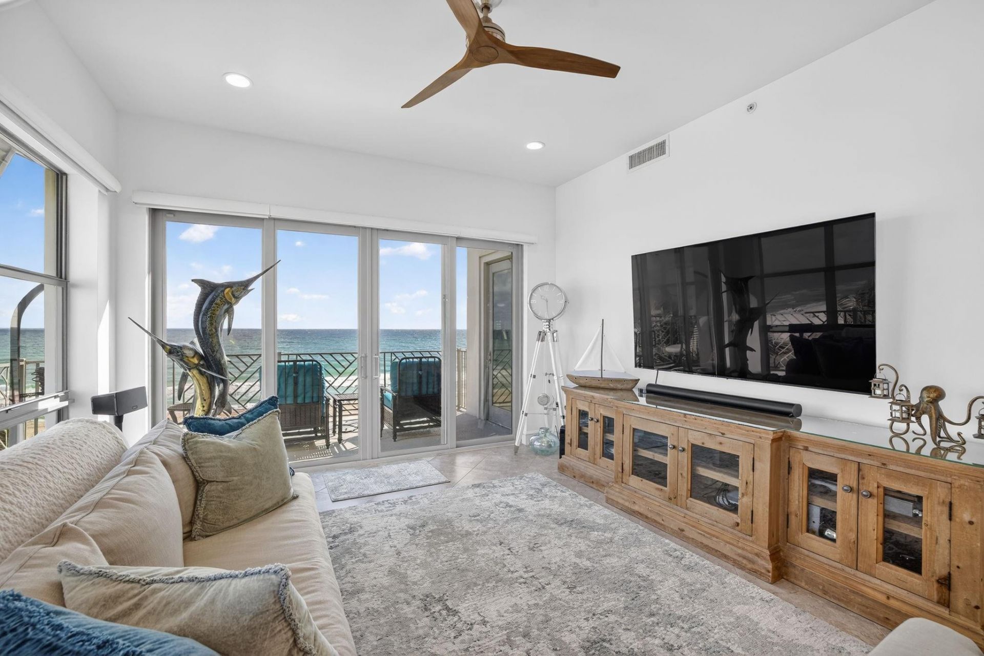 4510 El Mar Drive, Unit PH-405, Lauderdale by the Sea, FL 33308 Photo