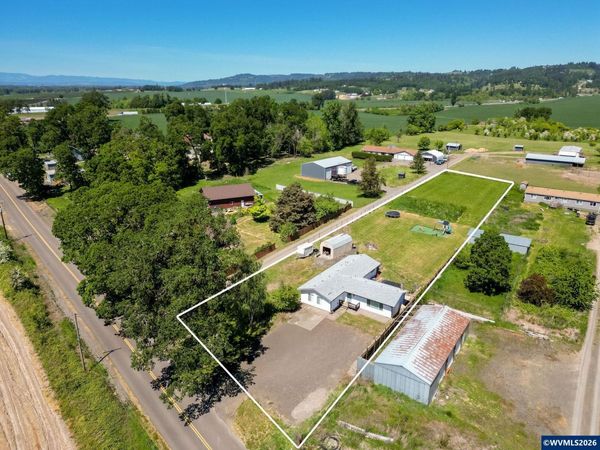 1289 Ankeny Hill Rd, Jefferson, OR 97352