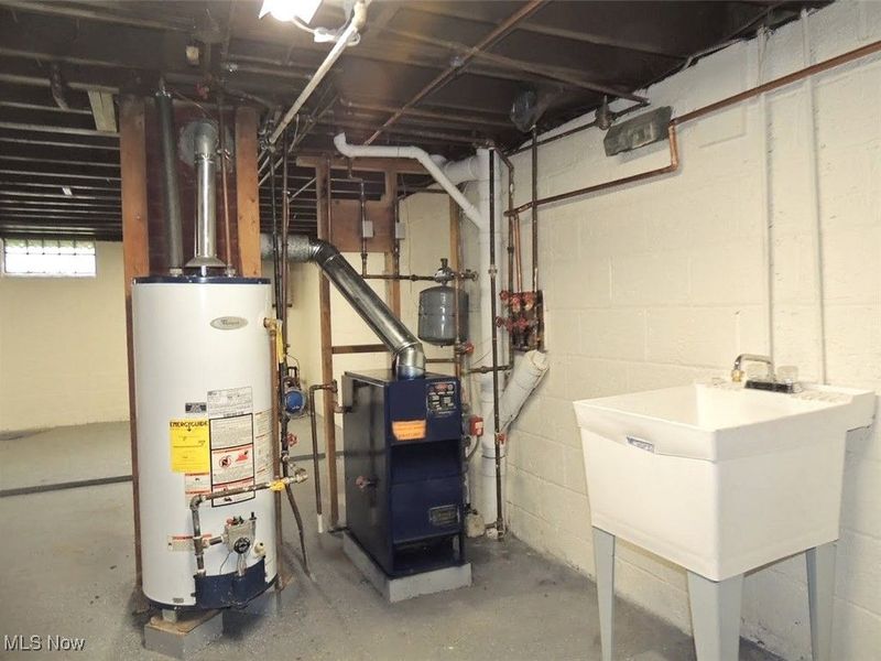 339 Grand Boulevard, Bedford, OH 44146 Photo 3