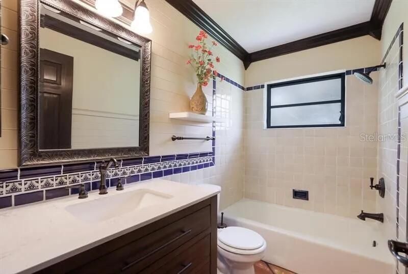 2077 Racimo Drive, Sarasota, FL 34240 Photo