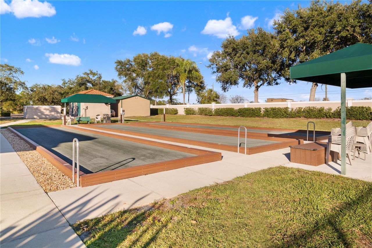 6506 42nd Street E, Sarasota, FL 34243 Photo