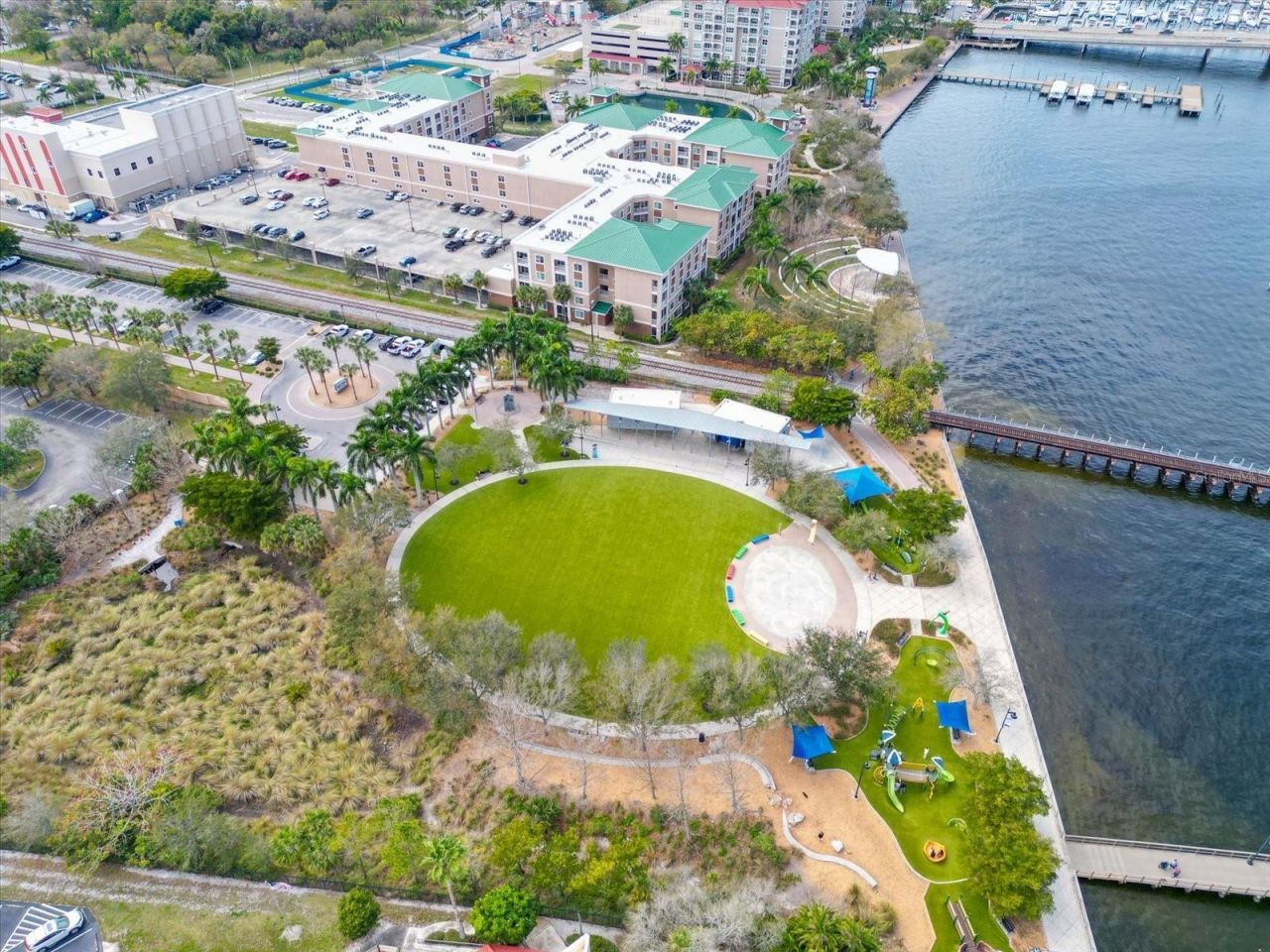 204 3rd Street W, Unit 405, Bradenton, FL 34205 Photo