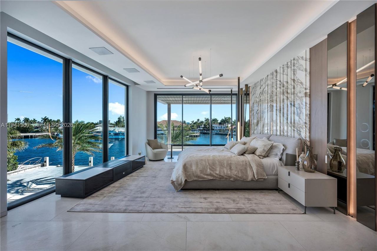 725 Middle River Dr, Fort Lauderdale, FL 33304 Photo