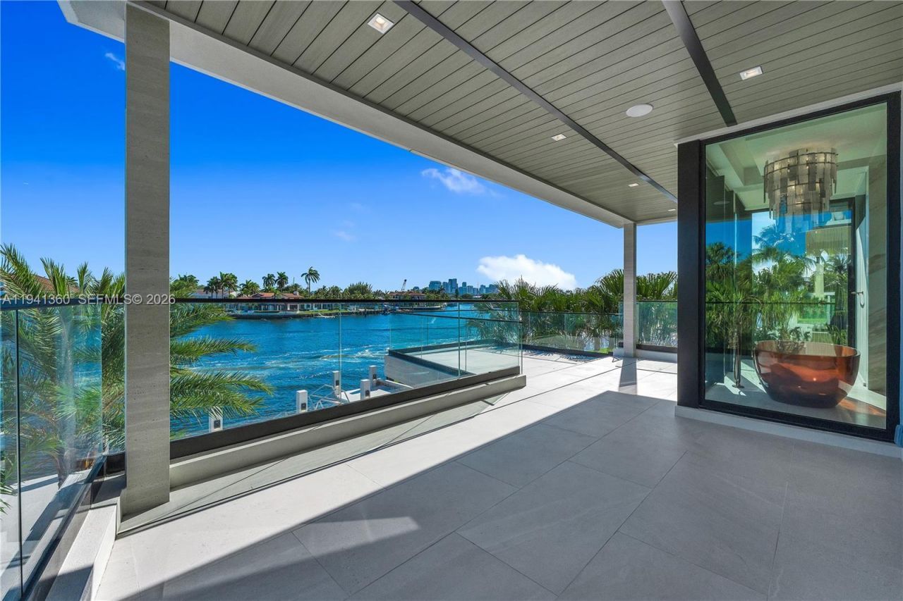 725 Middle River Dr, Fort Lauderdale, FL 33304 Photo