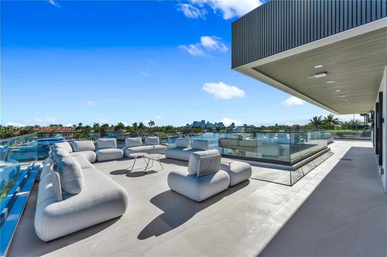 725 Middle River Dr, Fort Lauderdale, FL 33304 Photo