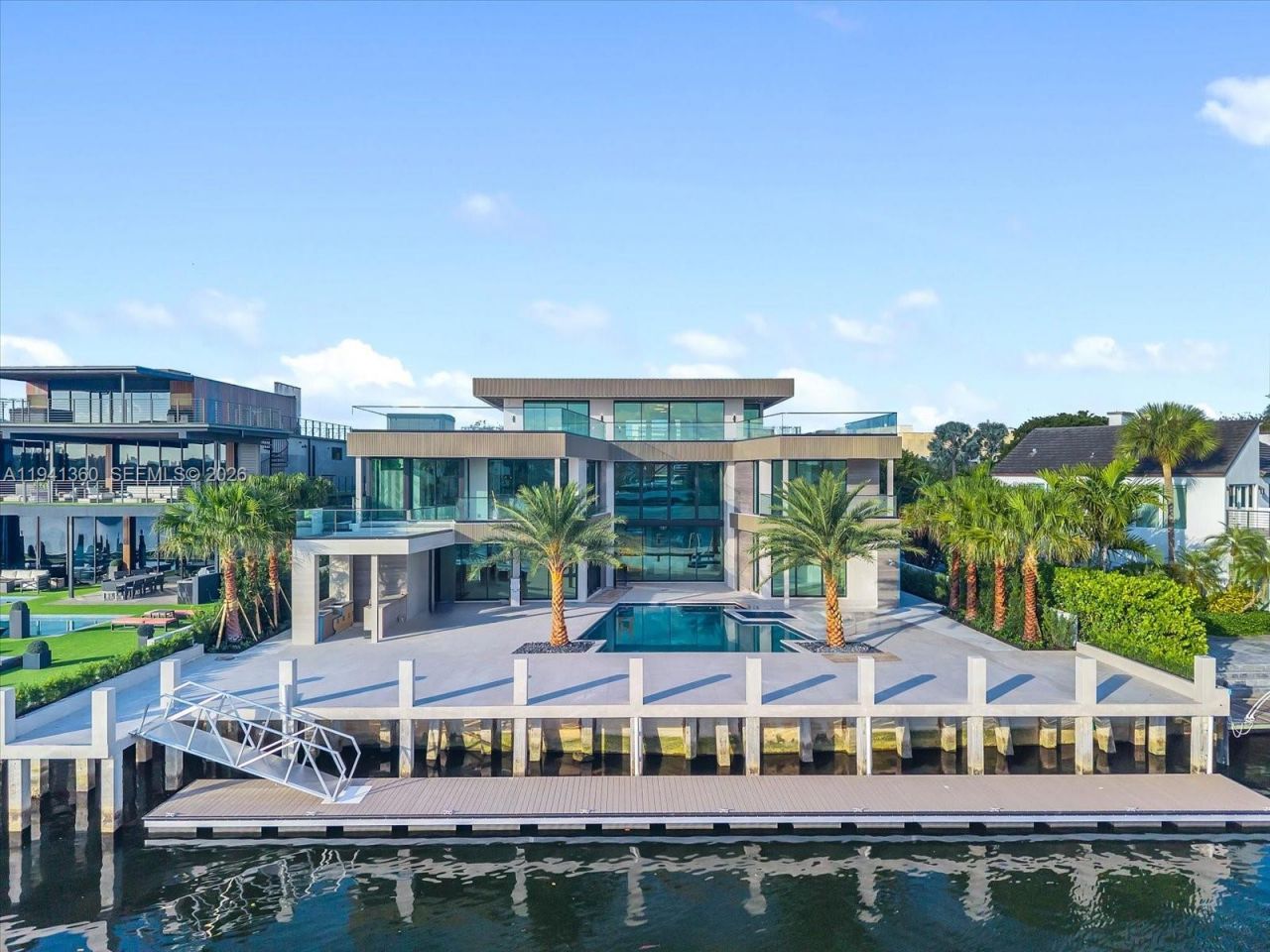 725 Middle River Dr, Fort Lauderdale, FL 33304 Photo