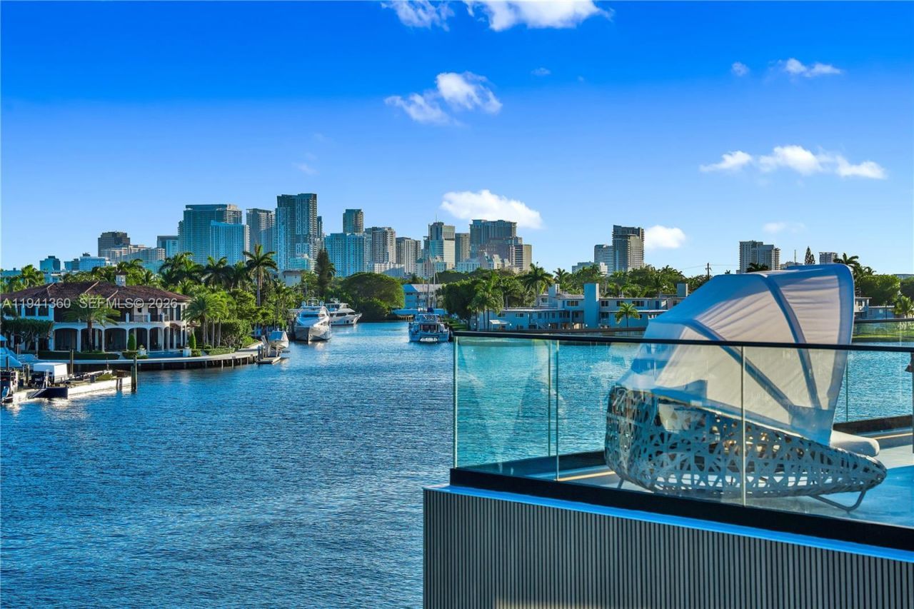 725 Middle River Dr, Fort Lauderdale, FL 33304 Photo