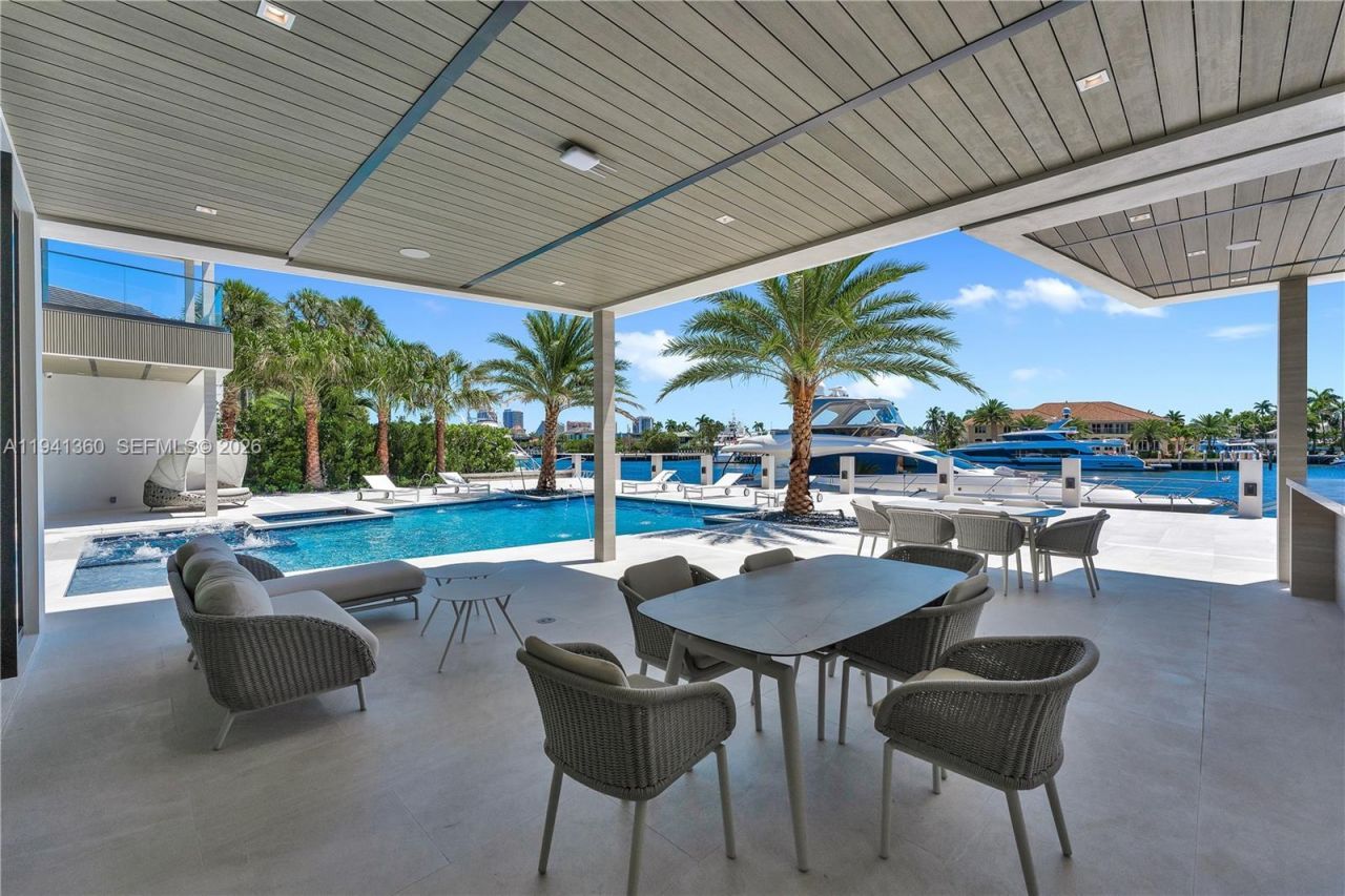 725 Middle River Dr, Fort Lauderdale, FL 33304 Photo