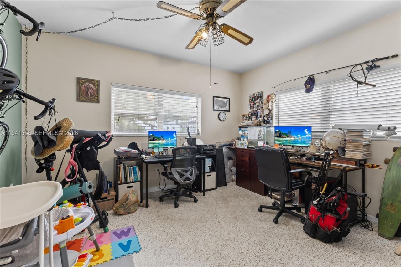 325 Bird Rd, Coral Gables, FL 33146 Photo