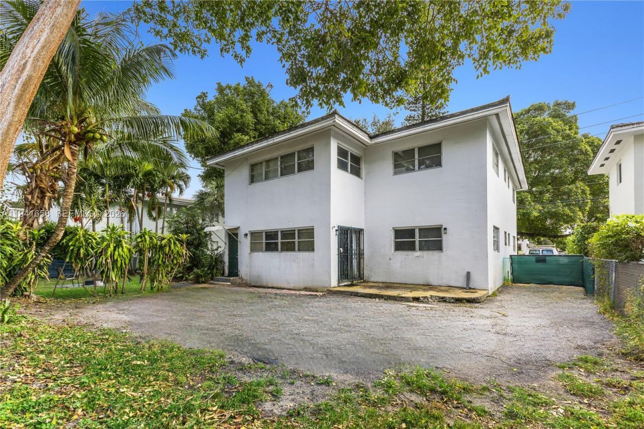 325 Bird Rd, Coral Gables, FL 33146 Photo