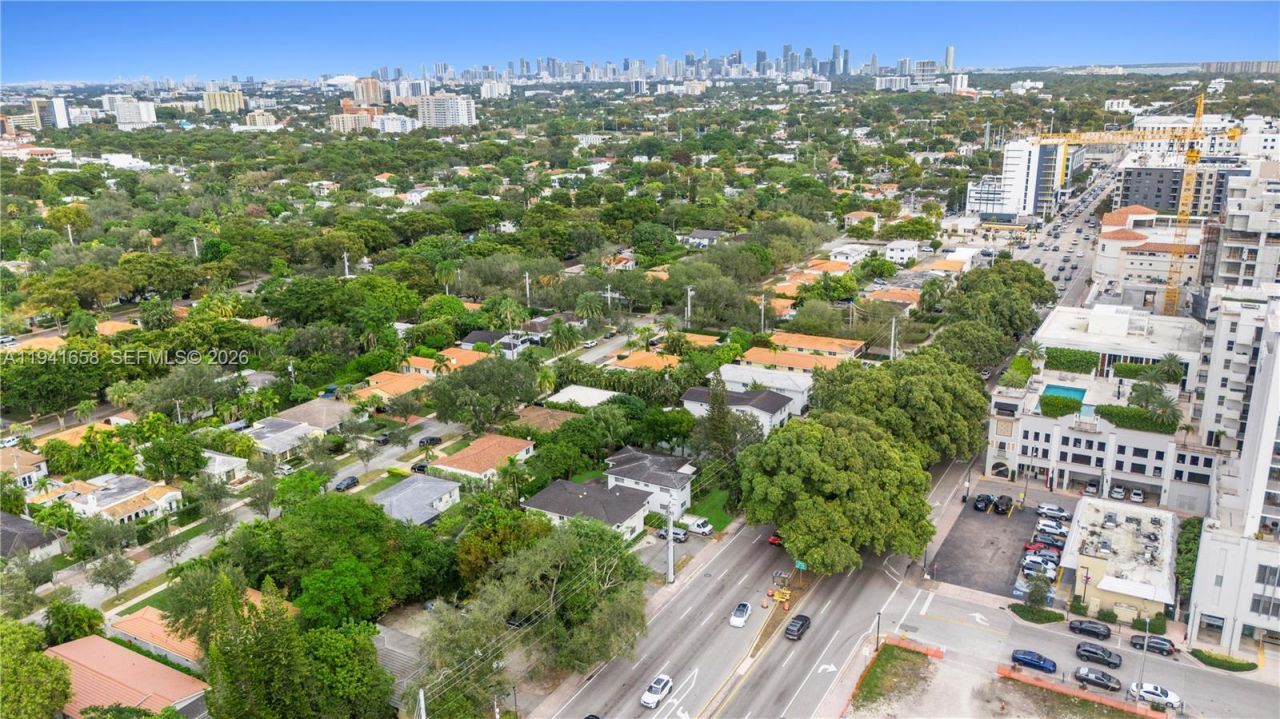 325 Bird Rd, Coral Gables, FL 33146 Photo