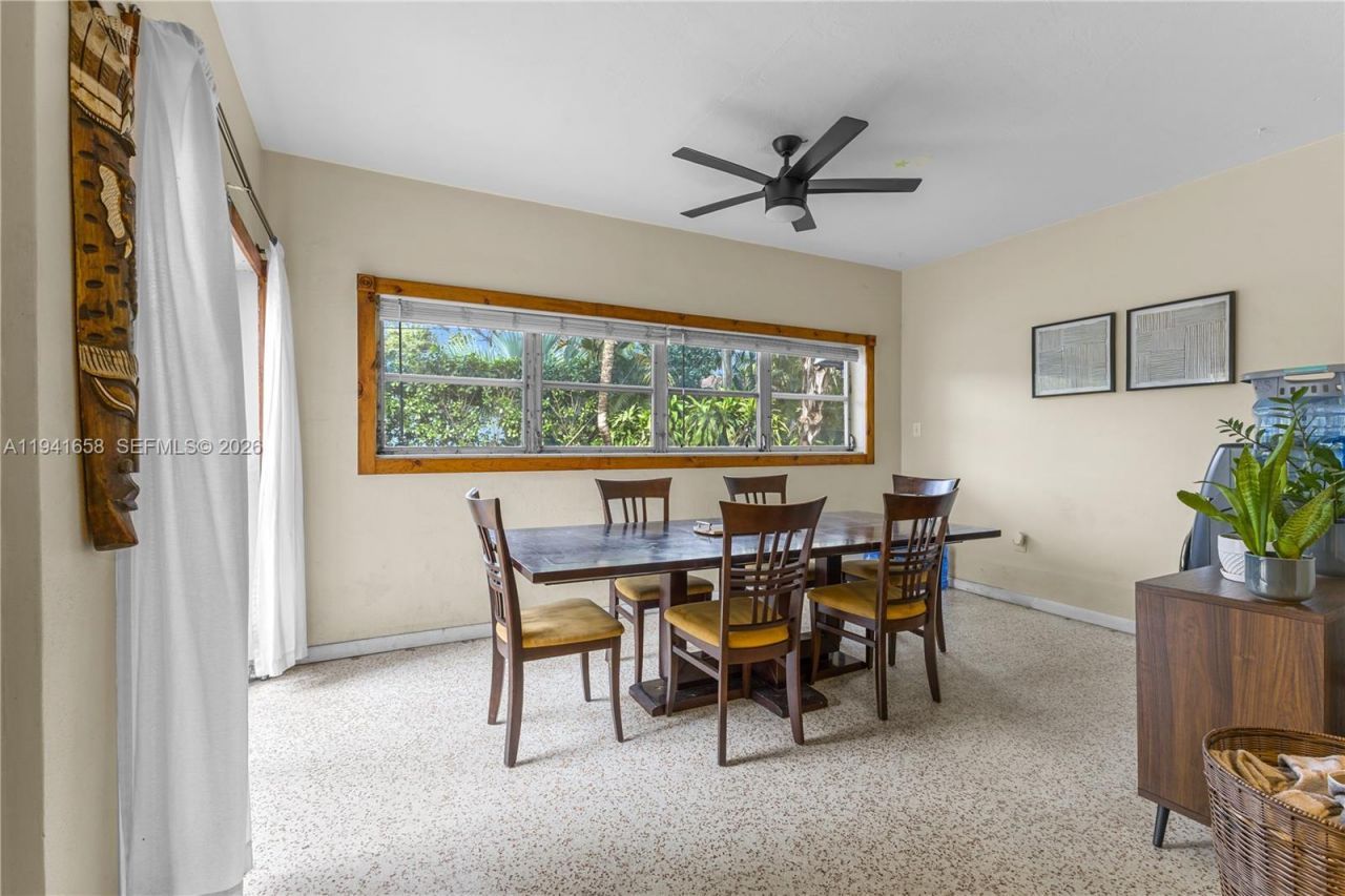 325 Bird Rd, Coral Gables, FL 33146 Photo