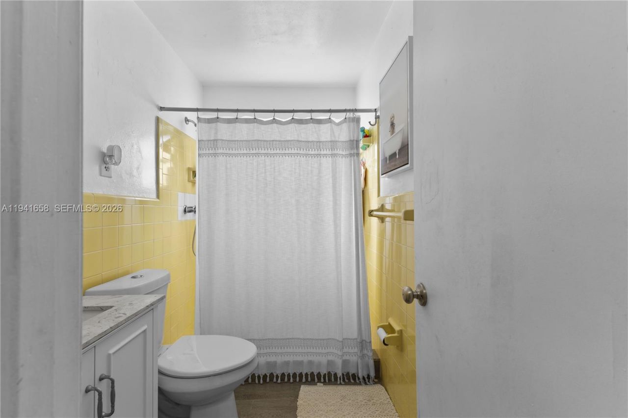 325 Bird Rd, Coral Gables, FL 33146 Photo