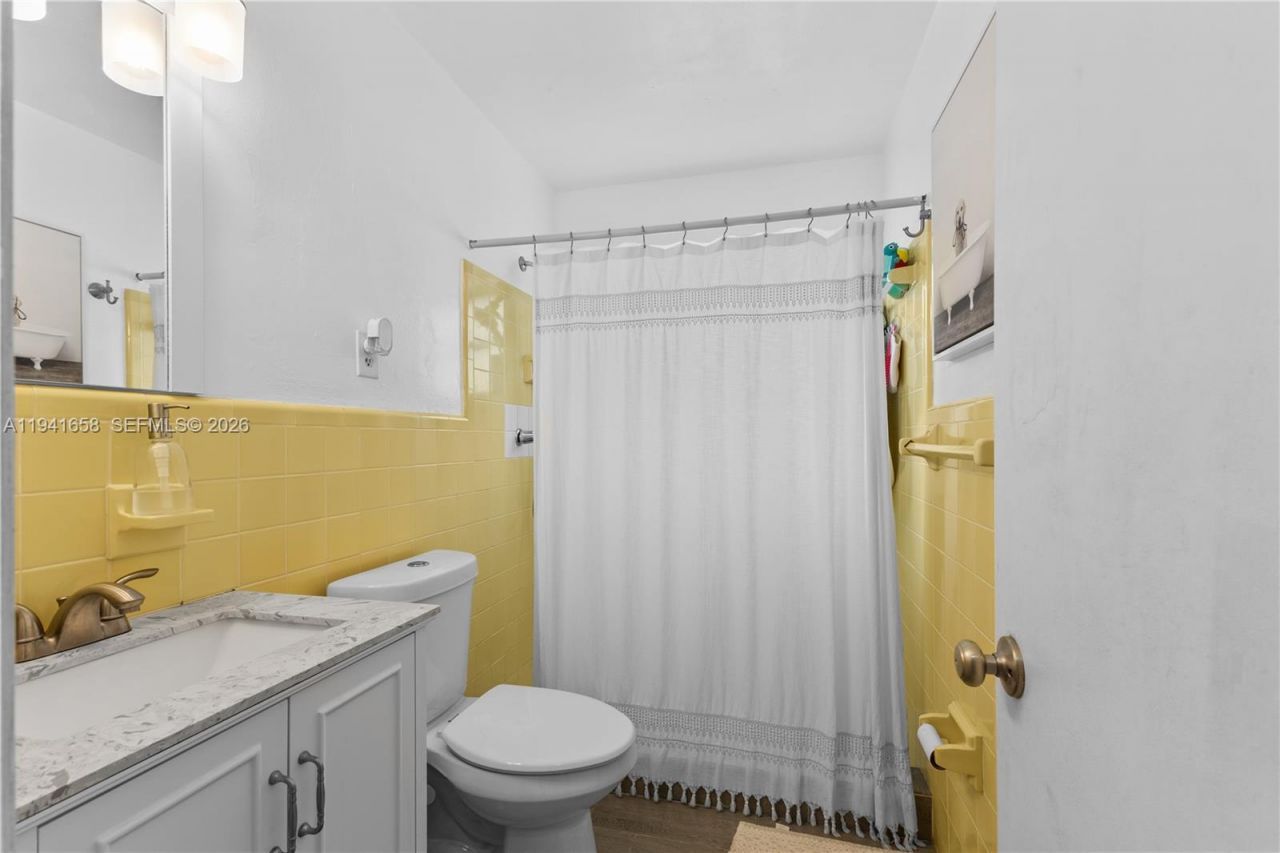 325 Bird Rd, Coral Gables, FL 33146 Photo