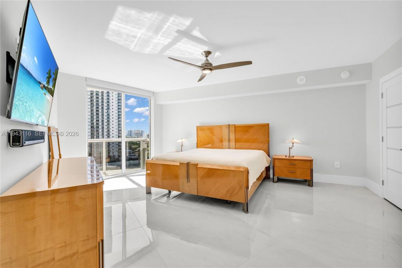 18911 Collins Ave, Unit 1003, Sunny Isles Beach, FL 33160 Photo