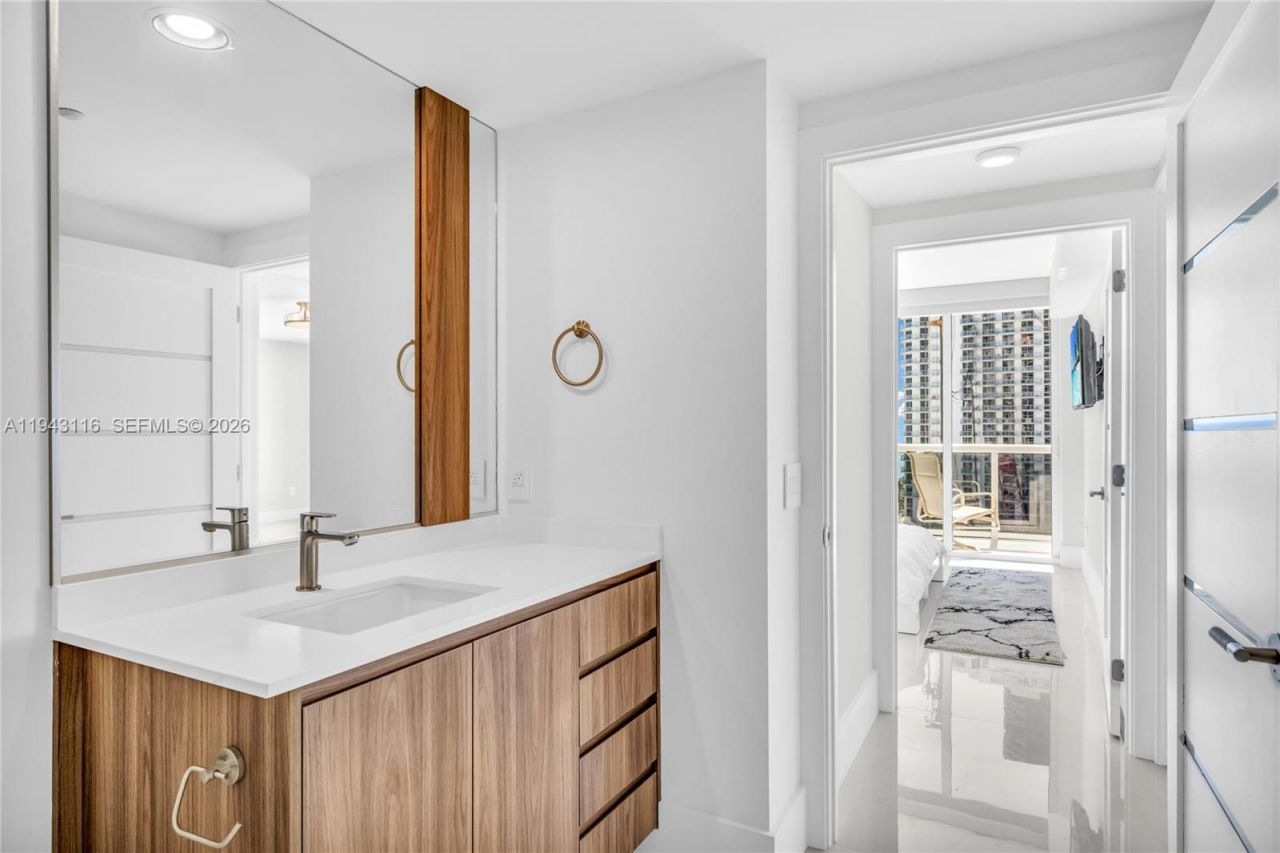 18911 Collins Ave, Unit 1003, Sunny Isles Beach, FL 33160 Photo