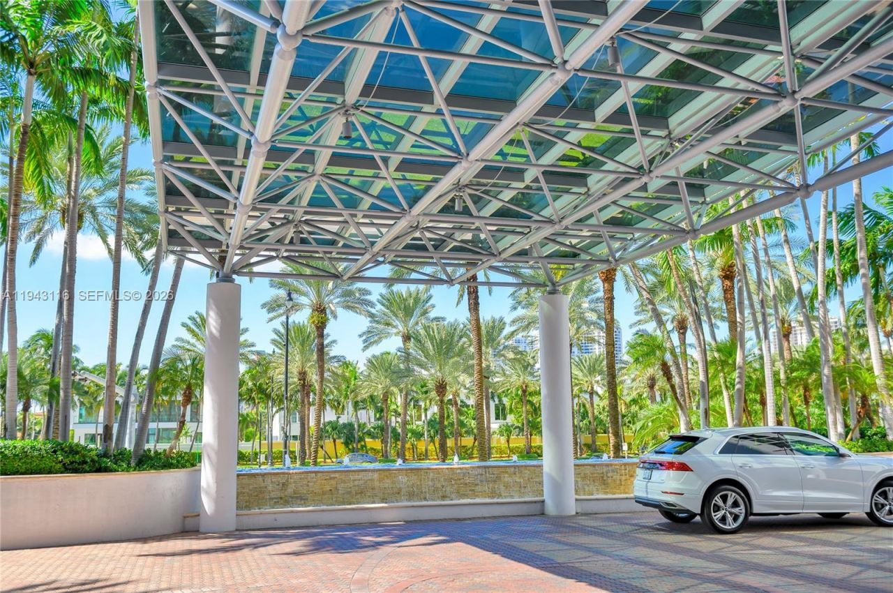 18911 Collins Ave, Unit 1003, Sunny Isles Beach, FL 33160 Photo