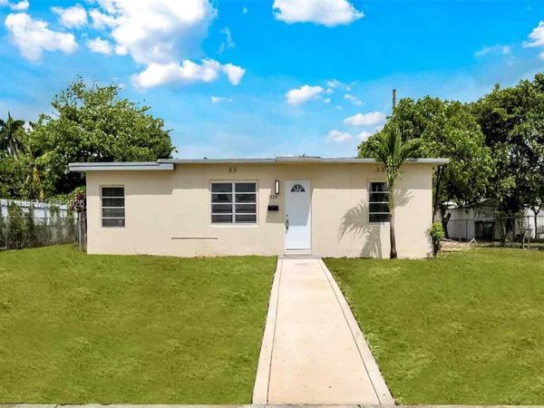 15351 SW 296th St, Homestead, FL 33033