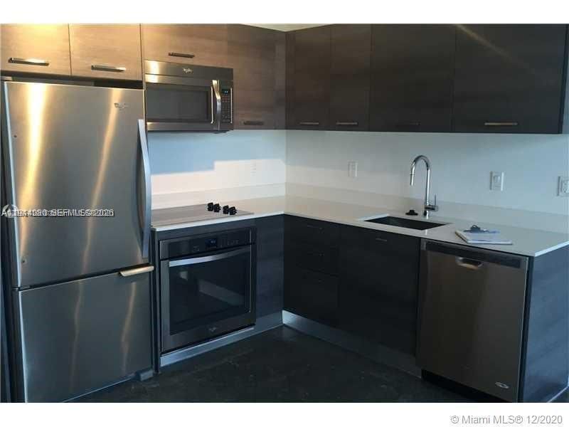 151 SE 1st St, Unit PH05, Miami, FL 33131 Photo