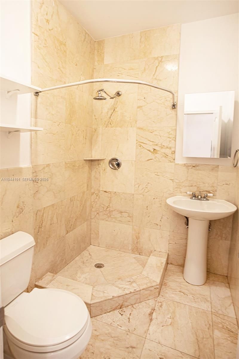 236 SW 28th Rd, Miami, FL 33129 Photo