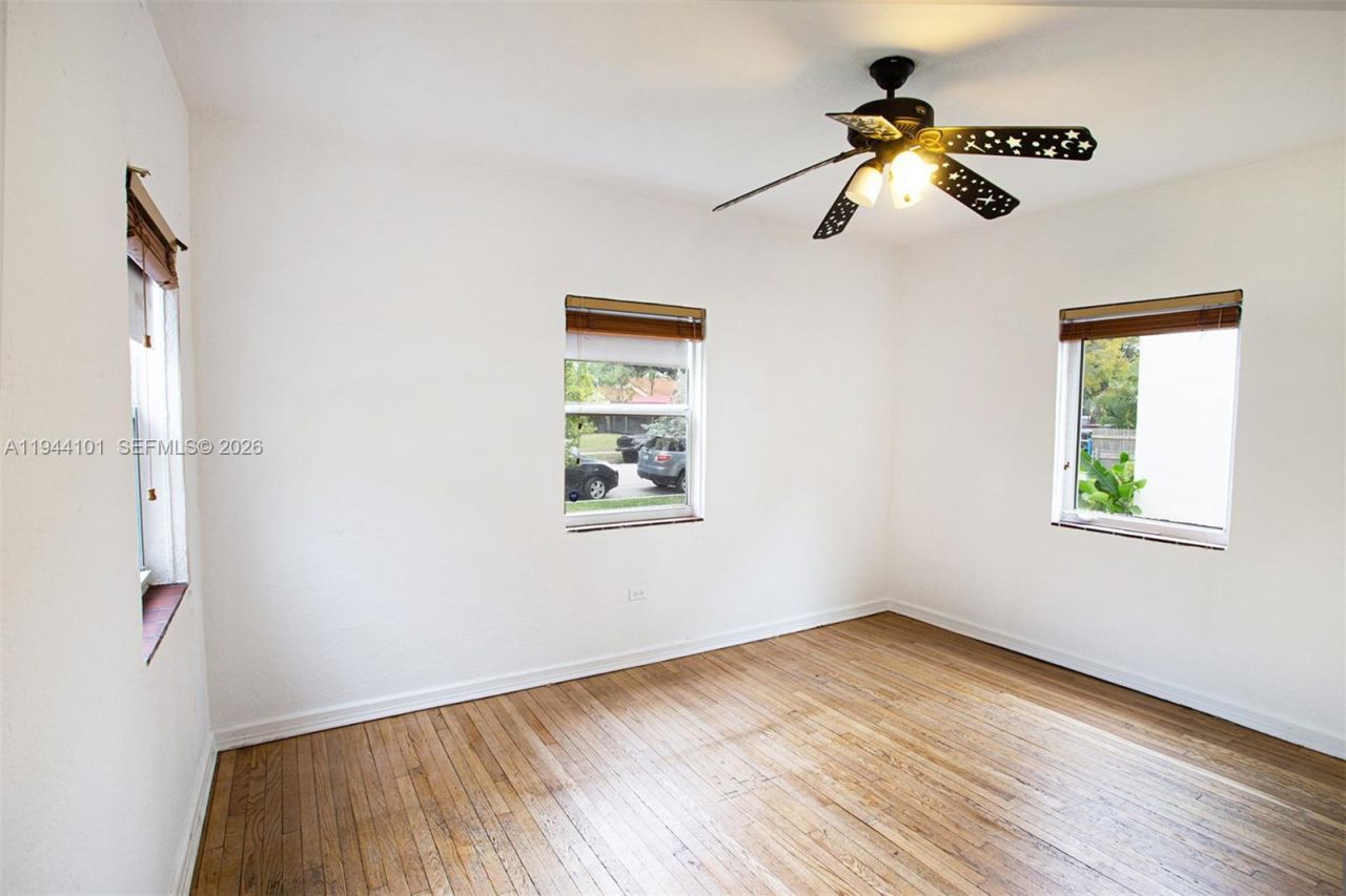 236 SW 28th Rd, Miami, FL 33129 Photo