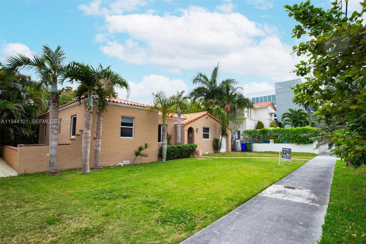 236 SW 28th Rd, Miami, FL 33129 Photo