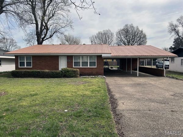706 Smith Street, Malden, MO 63863