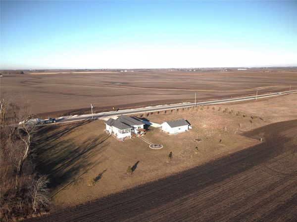 17914 N Avenue, Minburn, IA 50167