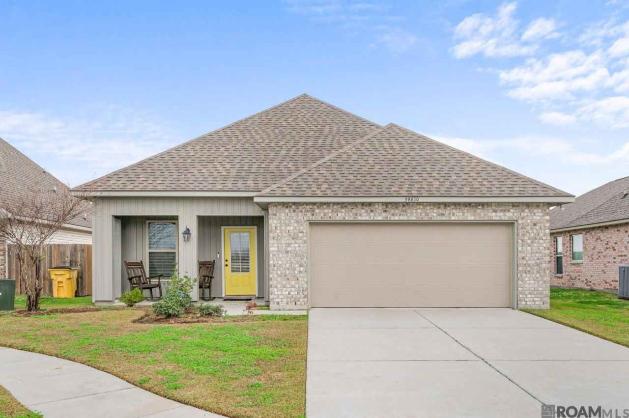 59830 Clifts Cove Dr, Plaquemine, LA 70764 Main Photo