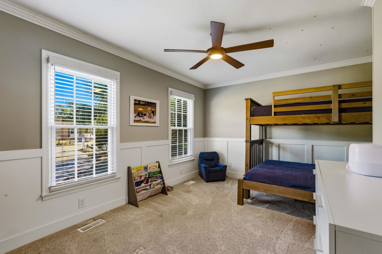 7715 Woodland Dr. Photo 17