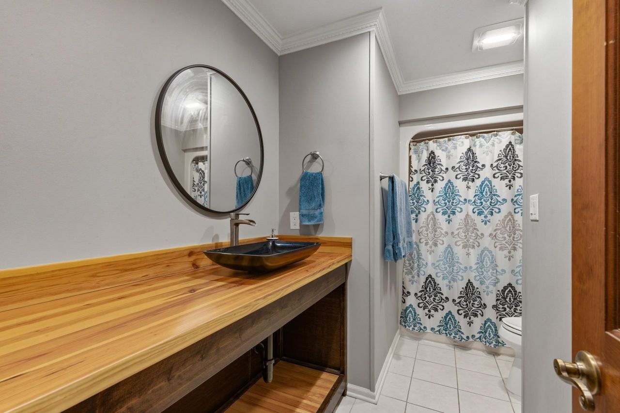 7715 Woodland Dr. Photo 18