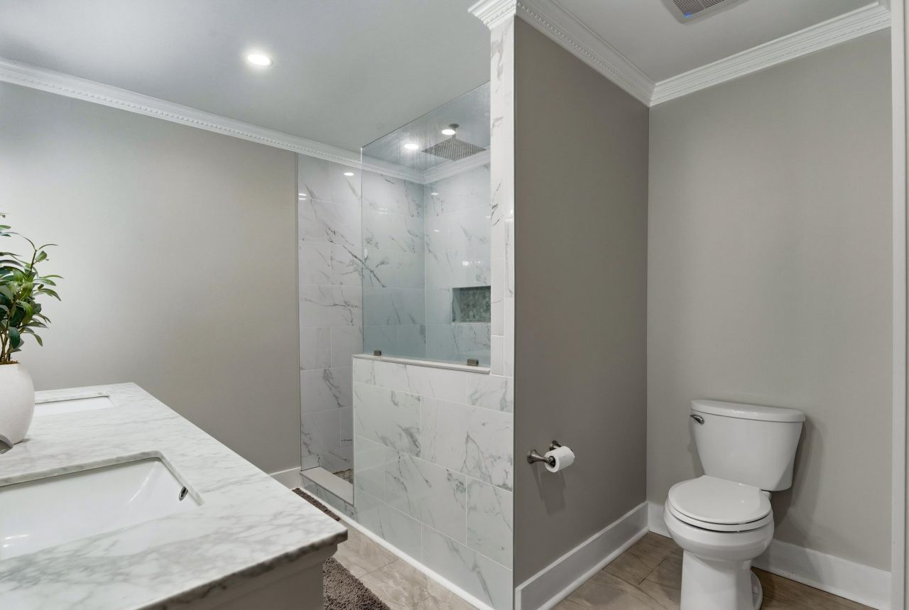 7715 Woodland Dr. Photo 20