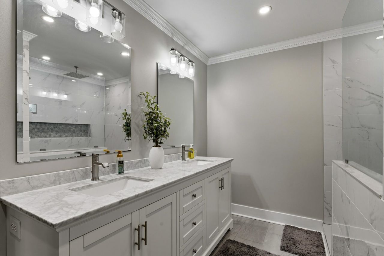 7715 Woodland Dr. Photo 21