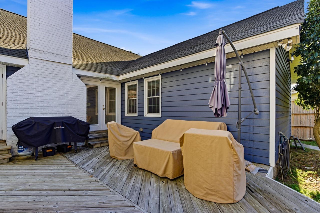 7715 Woodland Dr. Photo 29