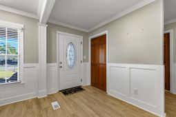 7715 Woodland Dr. photo 4