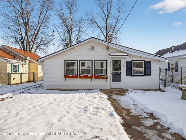8919 Waruf Avenue, Portage, MI 49002