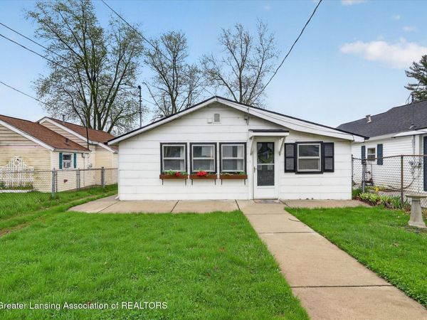 8919 Waruf Avenue, Portage, MI 49002