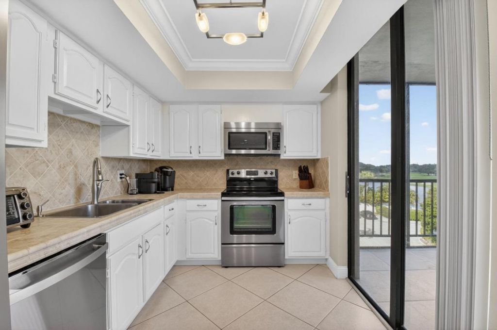 6797 Willow Wood Drive, Unit 6041, Boca Raton, FL 33434 Photo