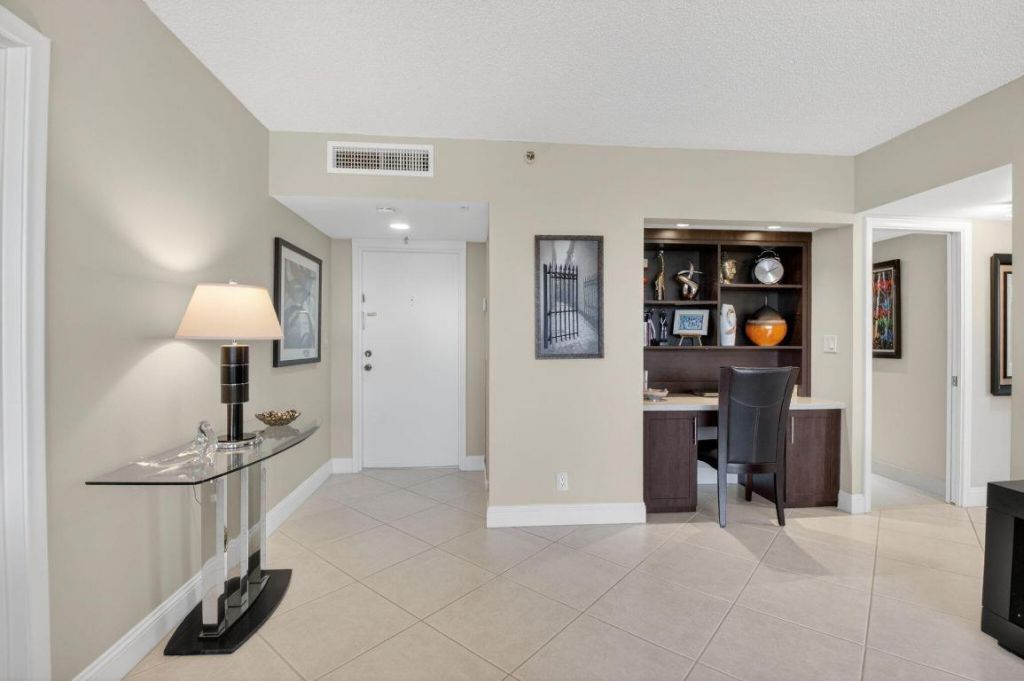 6797 Willow Wood Drive, Unit 6041, Boca Raton, FL 33434 Photo