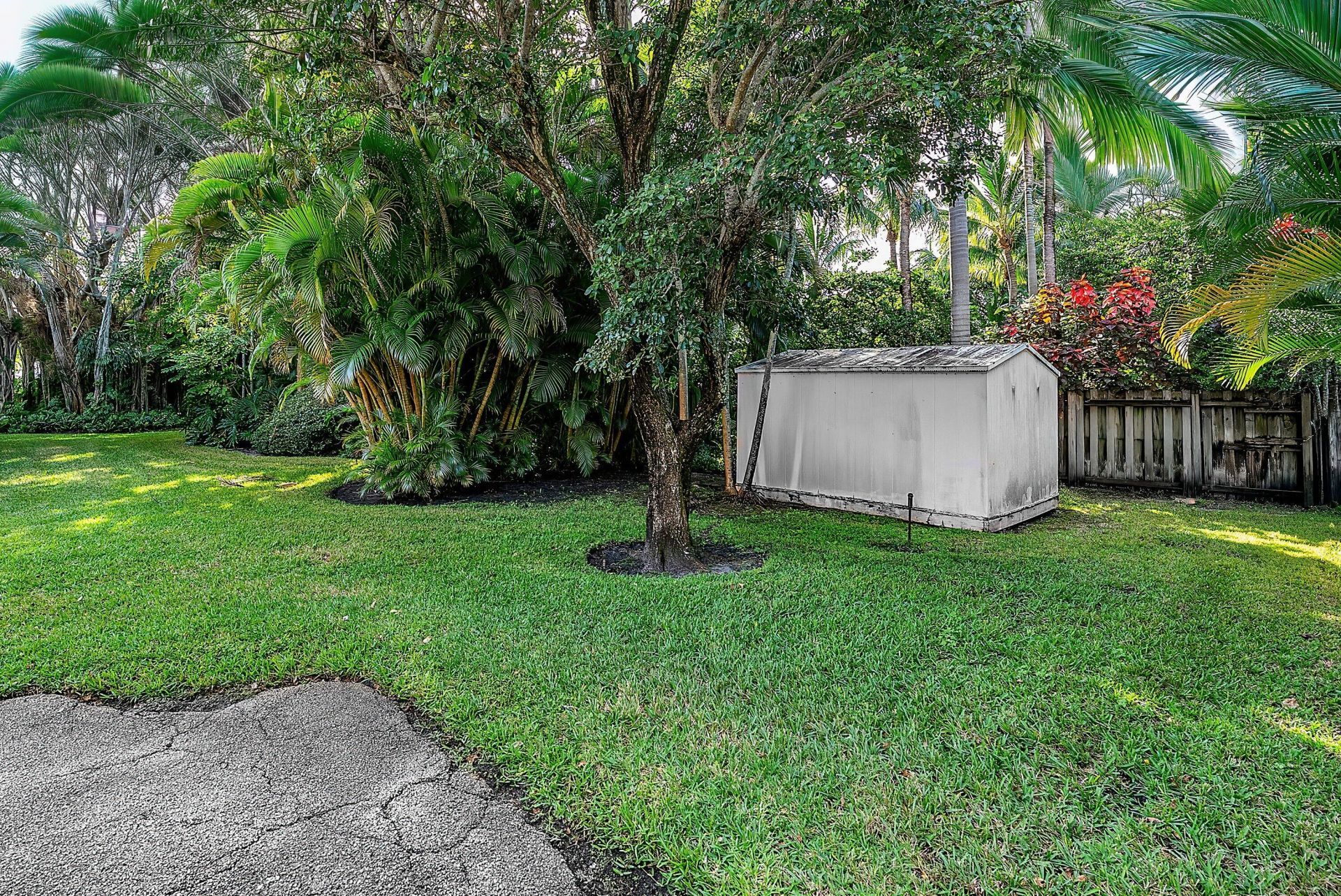 1202 N Swinton Avenue, Delray Beach, FL 33444 Photo