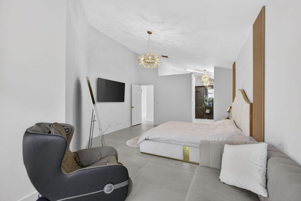 18 Selby Lane, Palm Beach Gardens, FL 33418 Photo