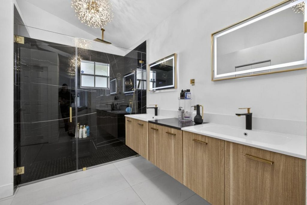 18 Selby Lane, Palm Beach Gardens, FL 33418 Photo