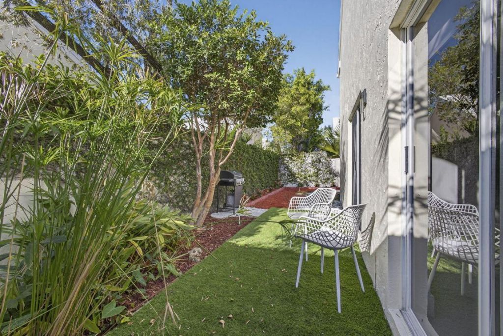 18 Selby Lane, Palm Beach Gardens, FL 33418 Photo