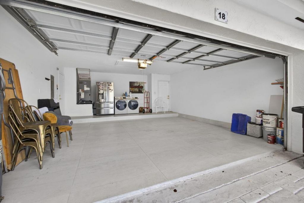 18 Selby Lane, Palm Beach Gardens, FL 33418 Photo