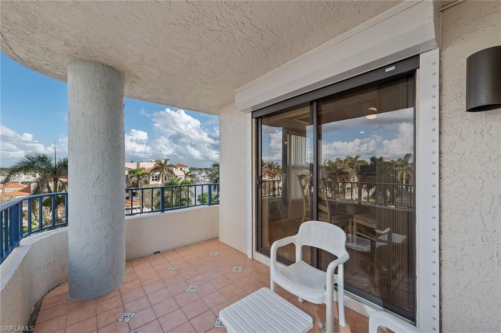 4451 Gulf Shore Blvd N, Unit 505, Naples, FL 34103 Photo