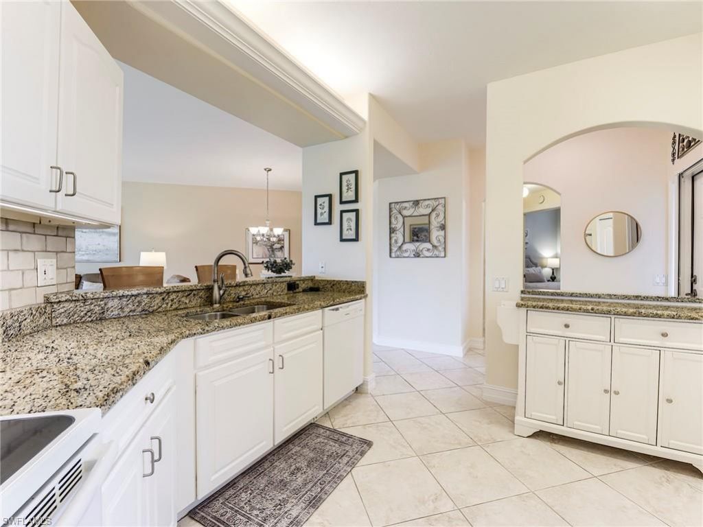 9040 Spring Run Blvd, Unit 404, Estero, FL 34135 Photo